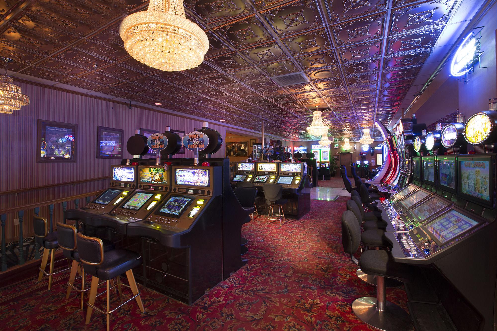 Prospector Hotel & Casino Ely Exterior photo